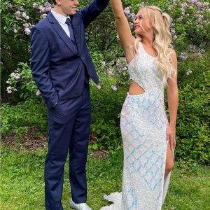 PrimaVera 3729 Prom Dress, Retails for around 400$